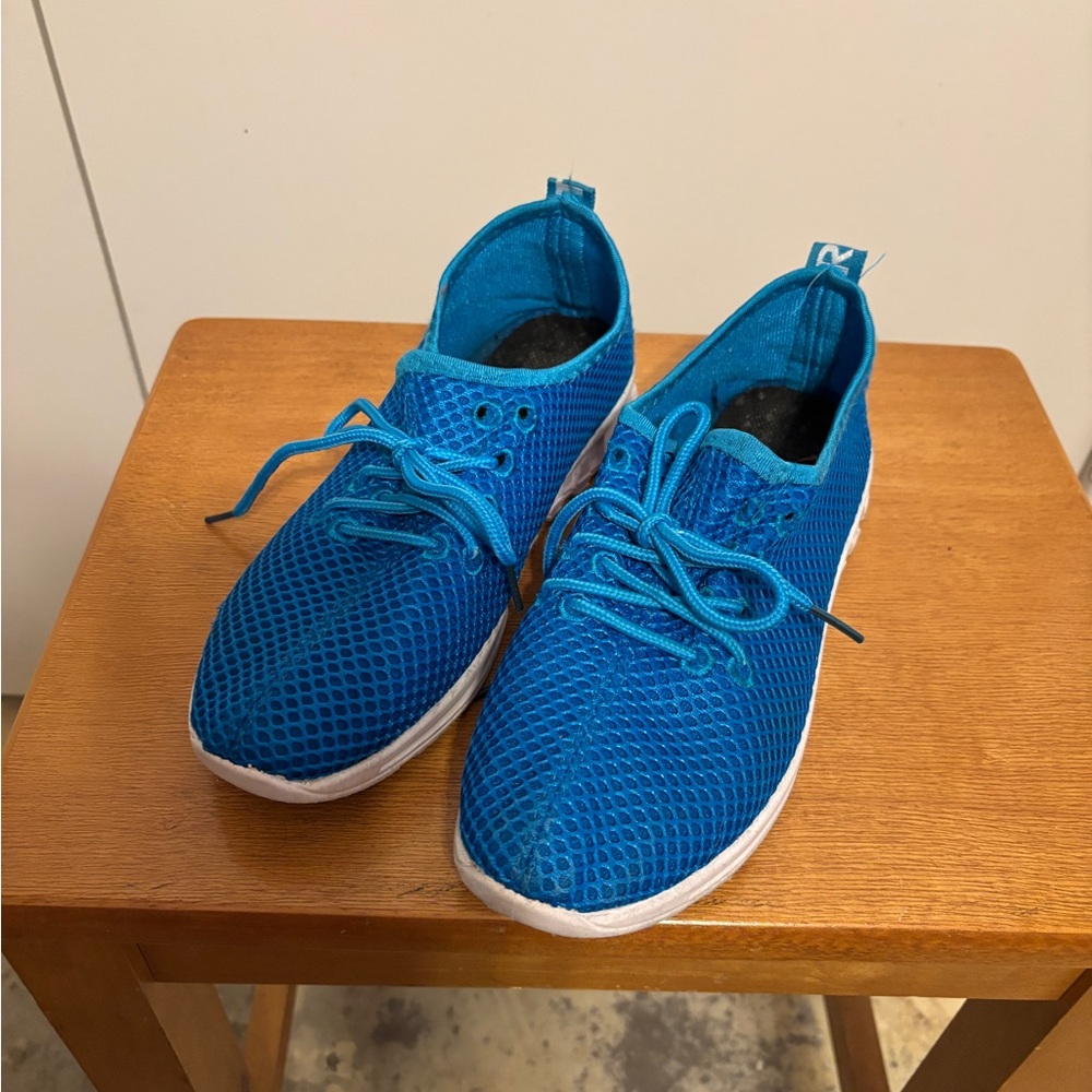 Women's Blue Sneakers